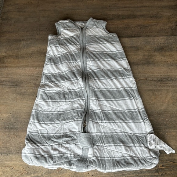 Burt’s Bees Baby Organic Beekeeper™ Wearable Baby Blanket - 1.5 TOG - Large 🐝 - Picture 3 of 4